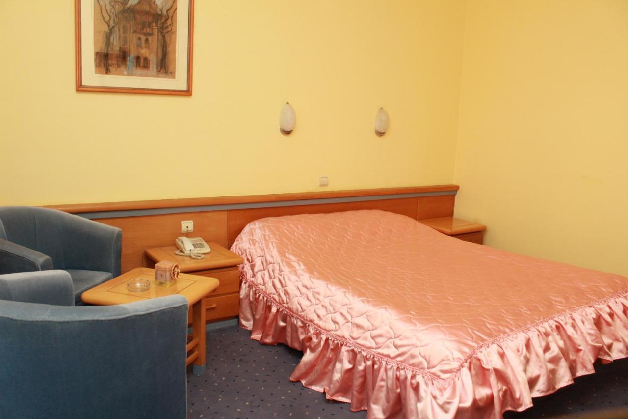 Hotel Prezident Palić Exterior foto