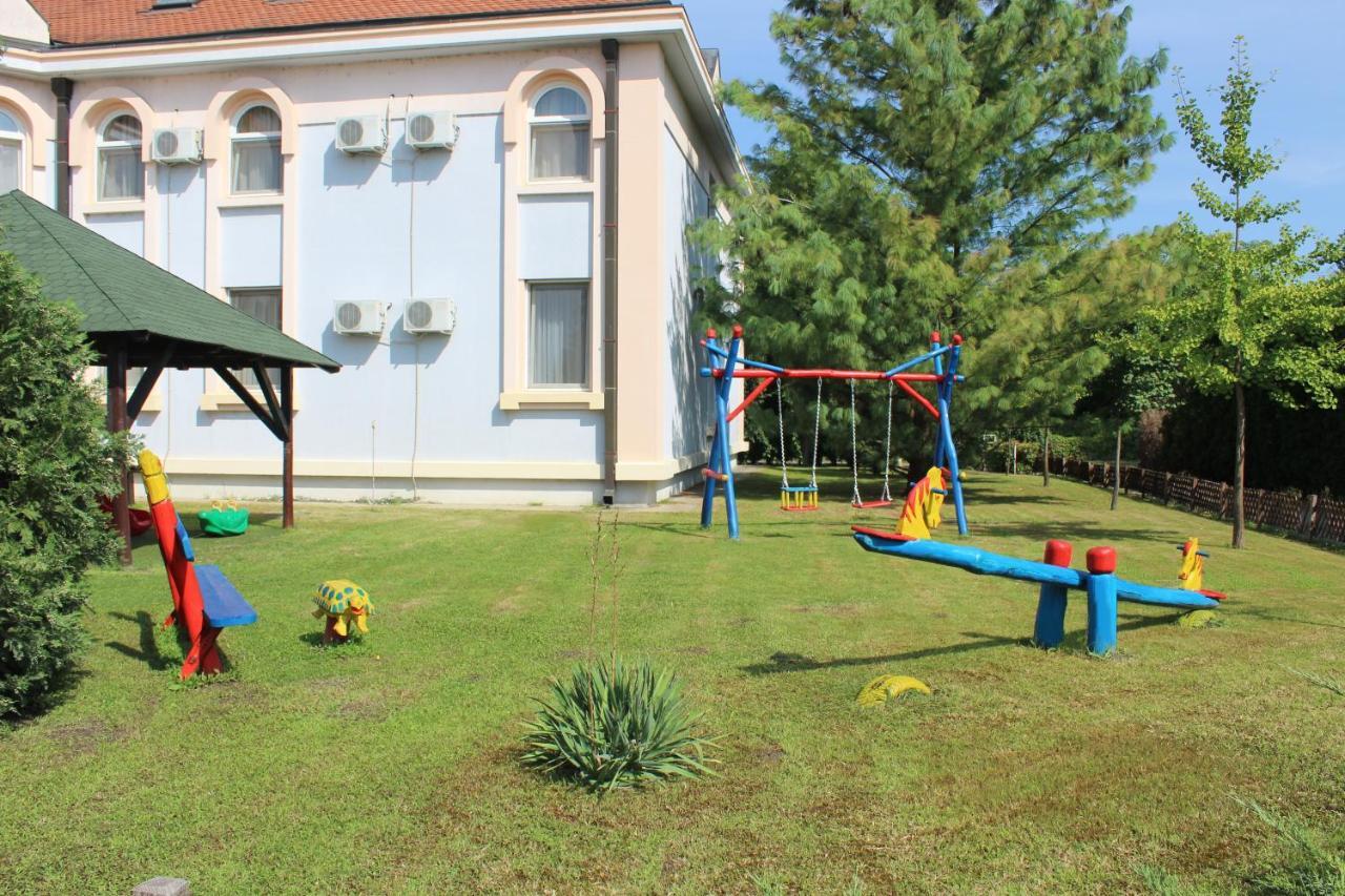 Hotel Prezident Palić Exterior foto